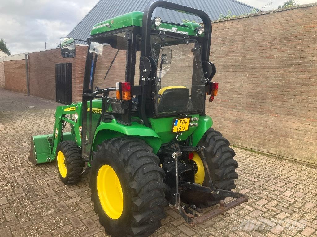 John Deere 3036 E جرارات مدمجة