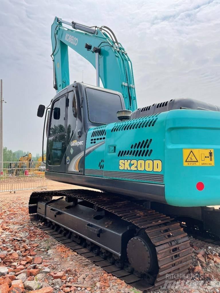 Kobelco 200 حفارات زحافة