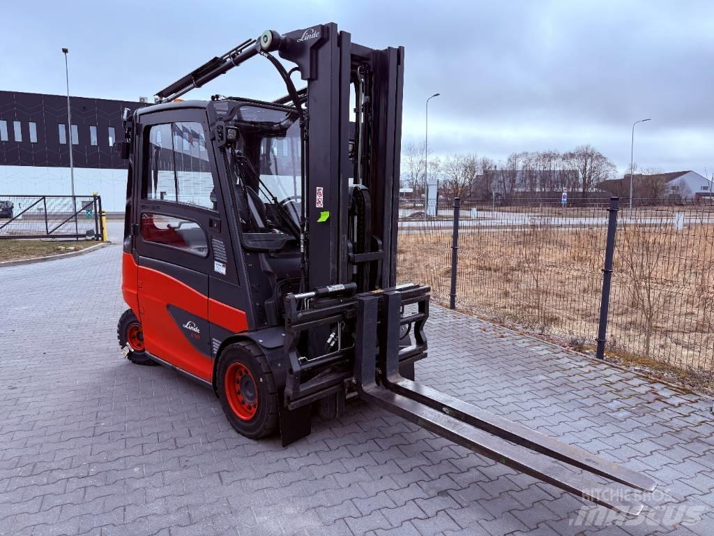 Linde E50/600HL/388 شاحنات ذات رافعات شوكية تعمل بالكهرباء