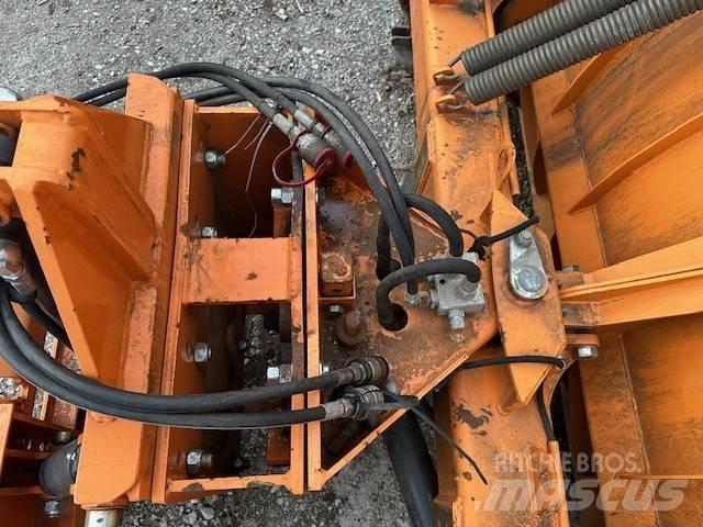 Hydrac SL-V-360 حراثات ونصول الجليد