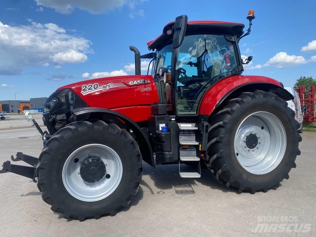 Case IH Puma 220 MC الجرارات