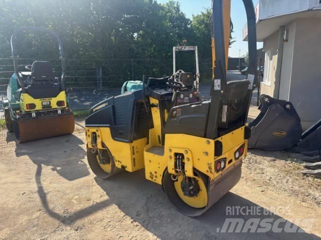 Bomag BW 80 AD-5 مداحل ثنائية الاسطوانة