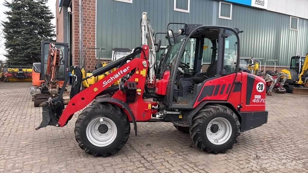 Schäffer 4670 لوادر بعجل
