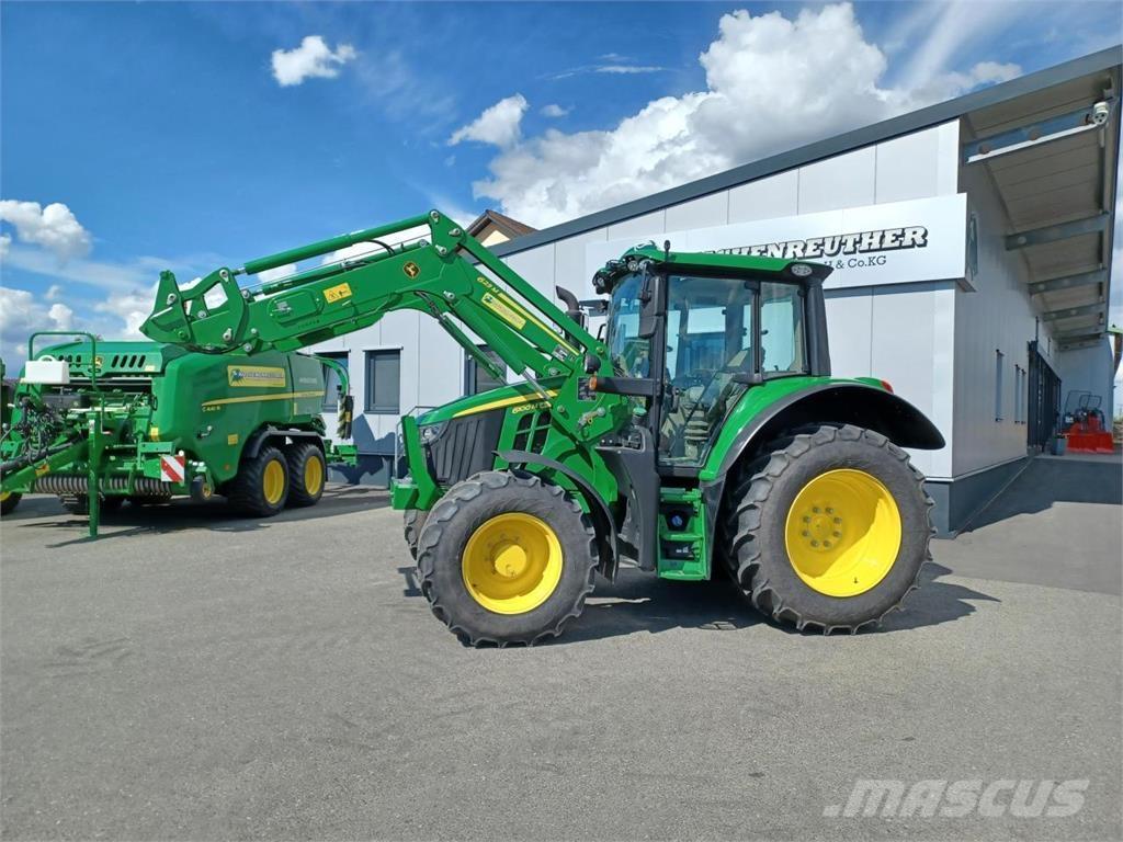 John Deere 6100M الجرارات