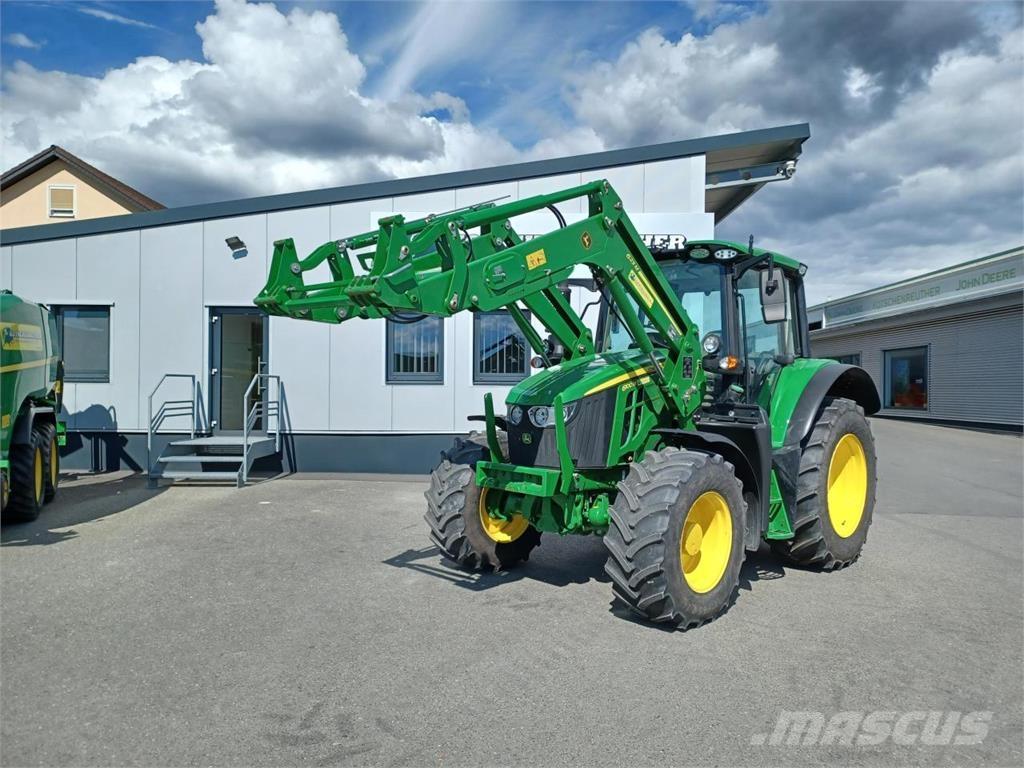 John Deere 6100M الجرارات