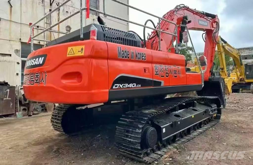 Doosan DX 340 حفارات زحافة