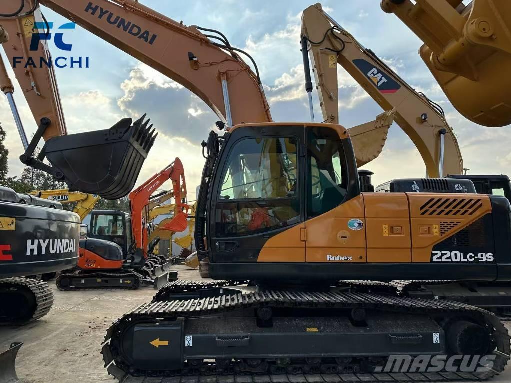 Hyundai 220LC-9S حفارات زحافة