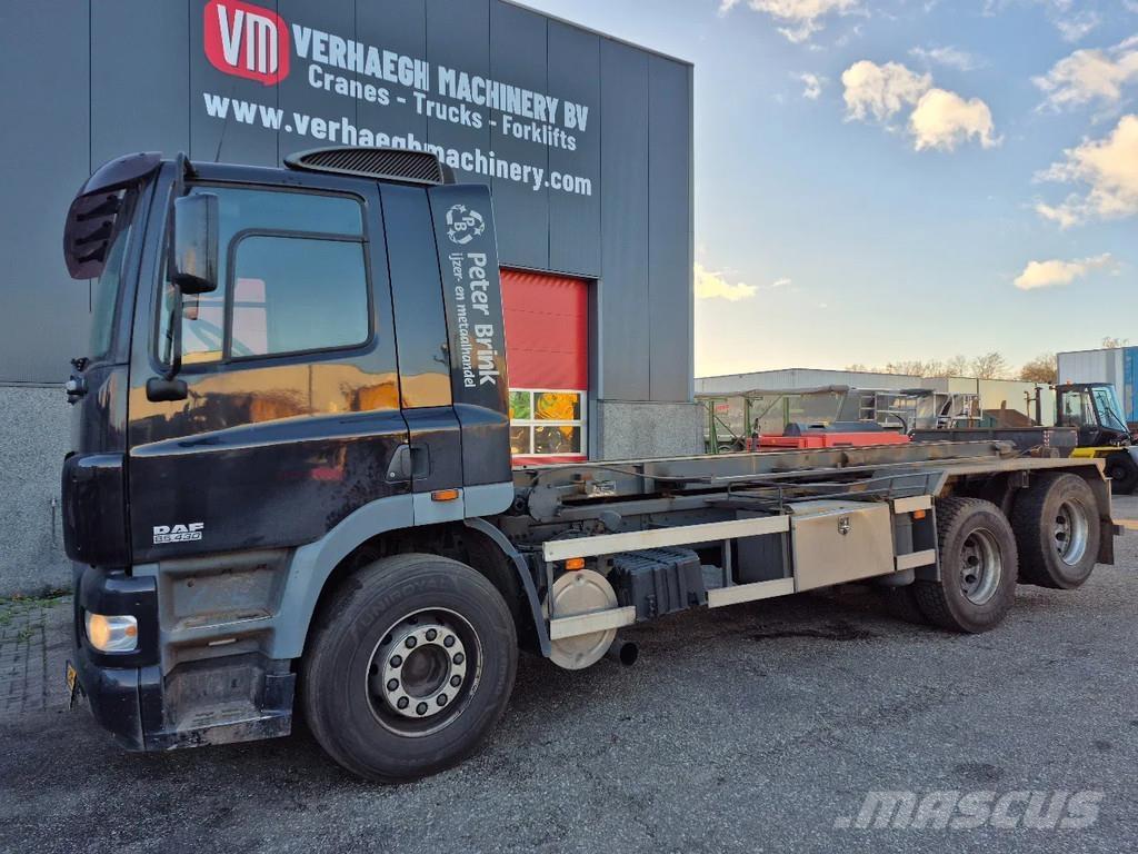 DAF 85.430 شاحنات الرافعات الخطافية