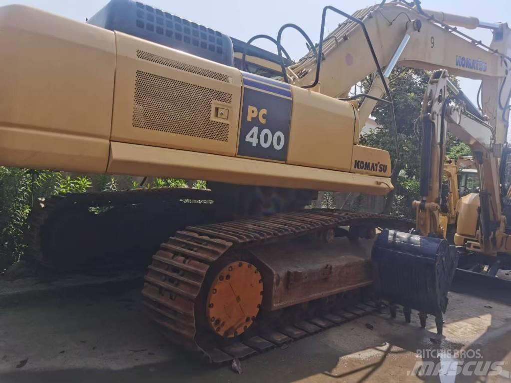 Komatsu PC 400 حفارات زحافة