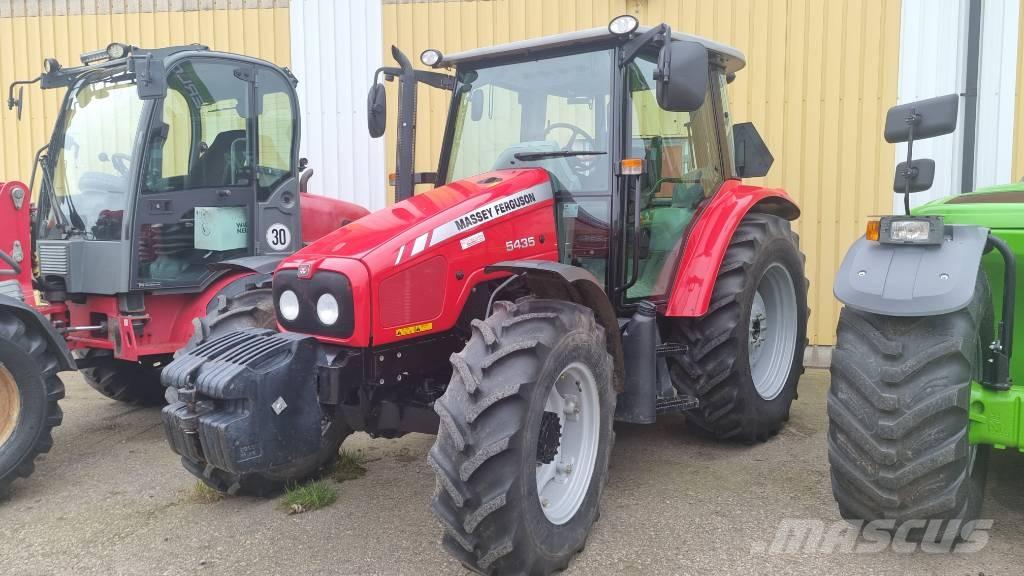 Massey Ferguson 5435 الجرارات