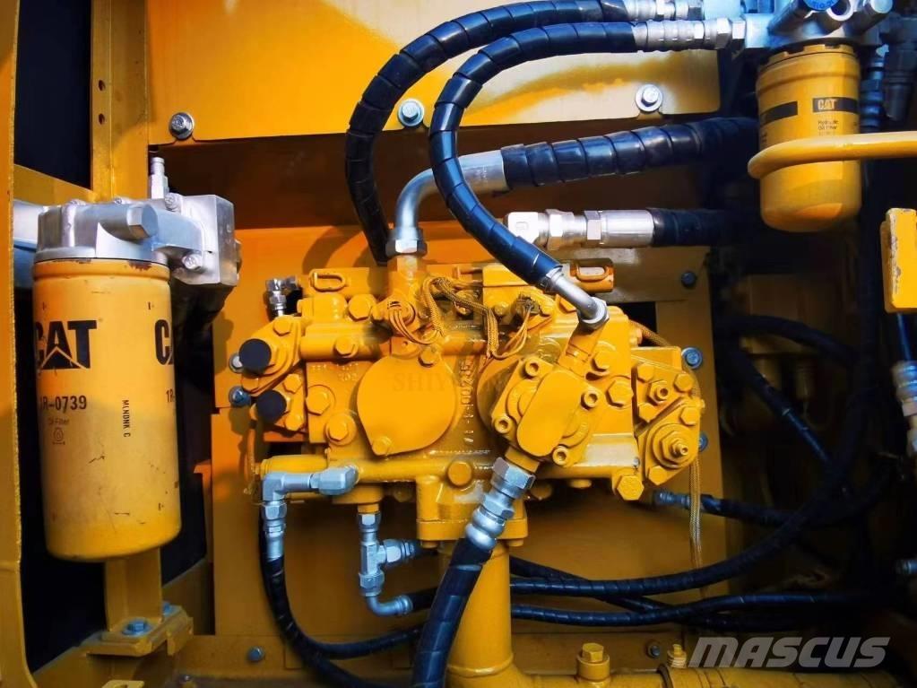 CAT 315D حفارات زحافة