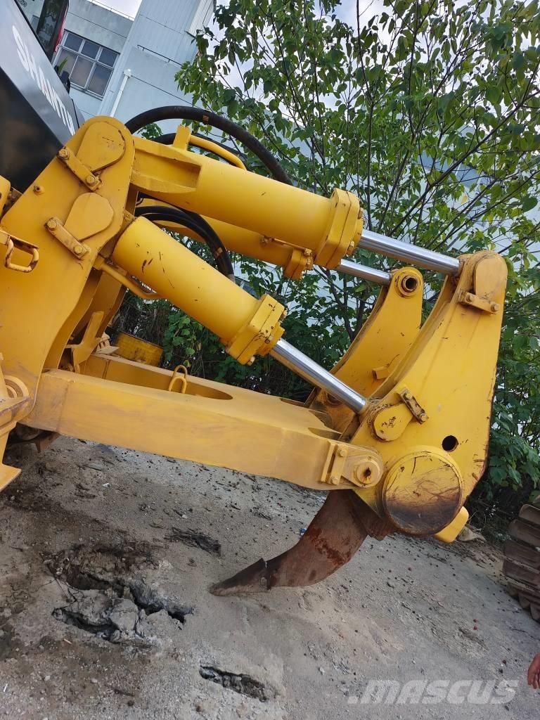 Shantui SD 32 بلدوزرات مجنزرة