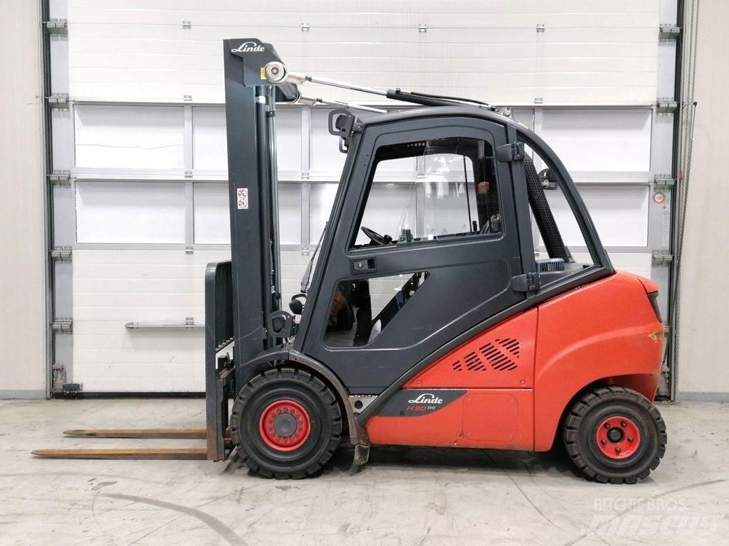 Linde H30D-02 شاحنات الديزل