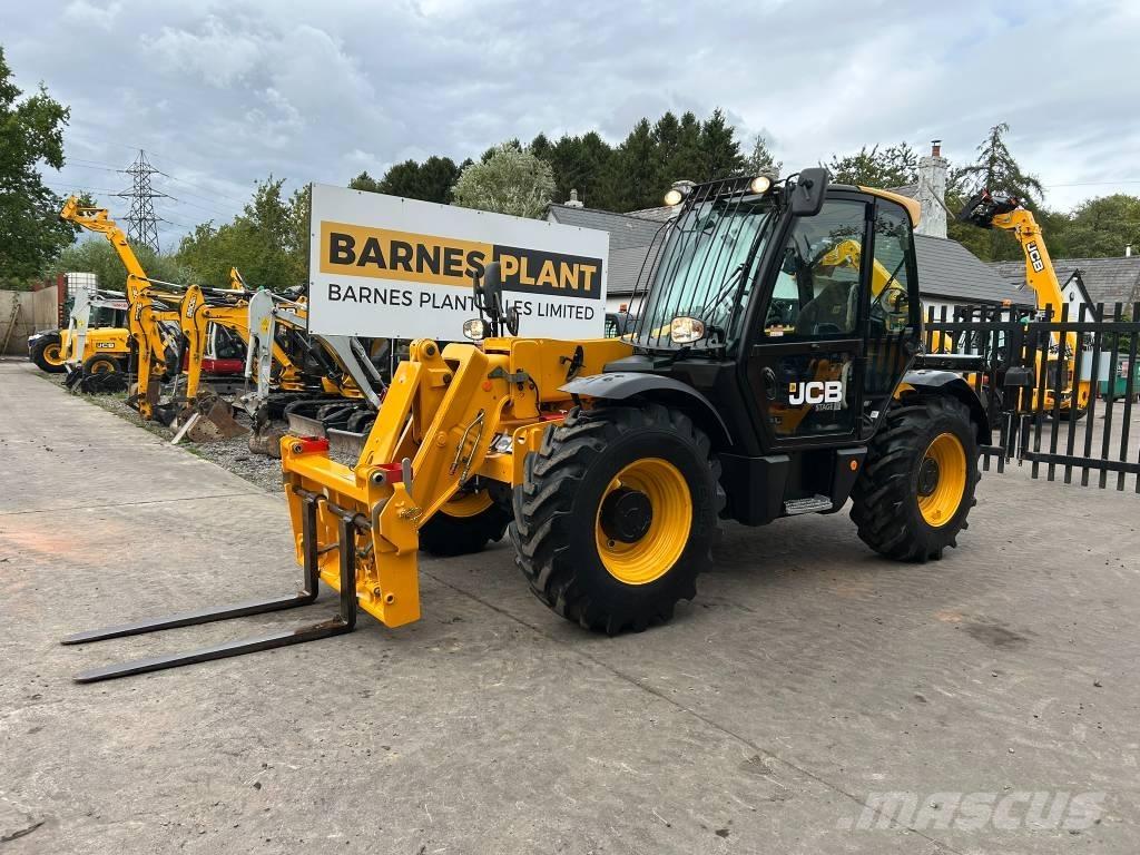 JCB 531-70 مناولات متداخلة