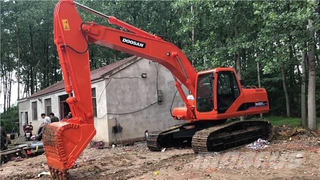 Doosan DH225 حفارات زحافة