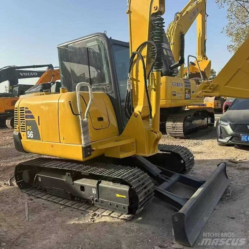 Komatsu PC 56-7 حفارات زحافة