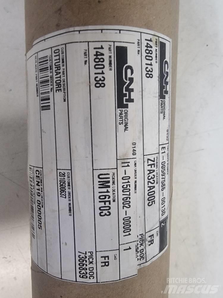 O&K RH/MH  1480138 كابينة والداخلية