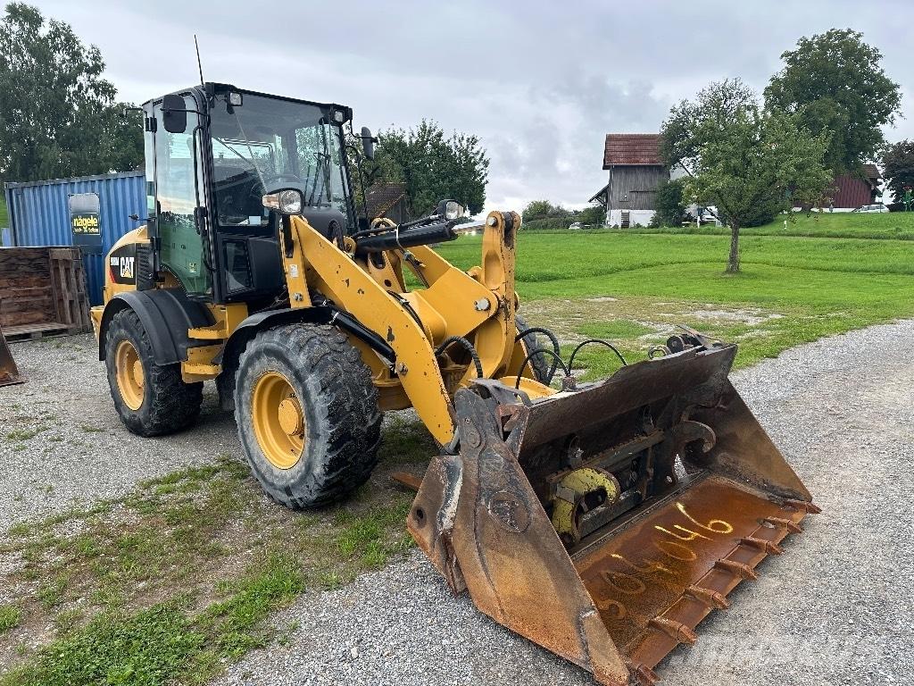 CAT 908M Radlader لوادر بعجل