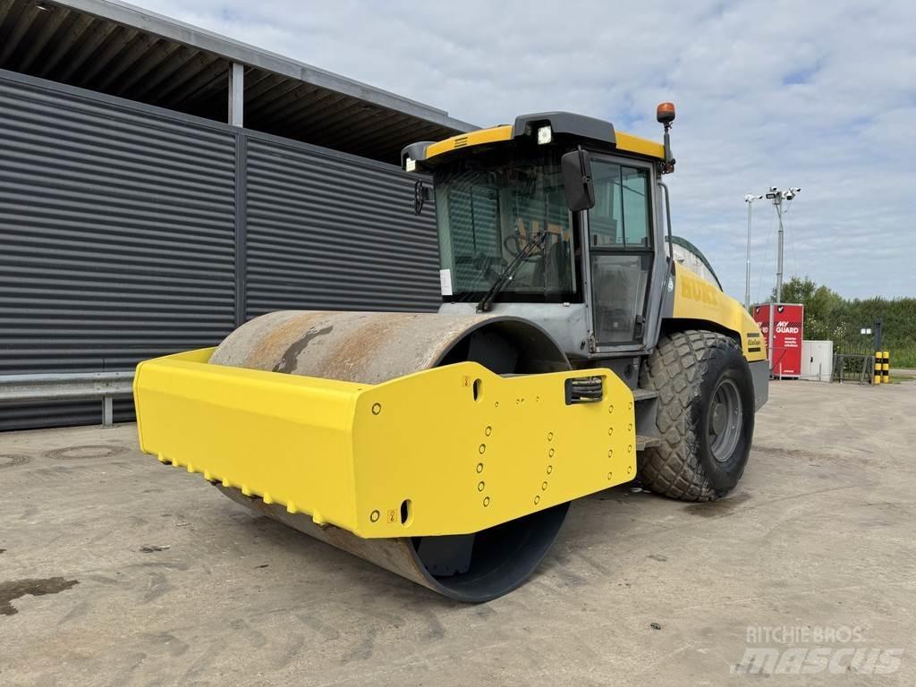 Dynapac CA3500D مداحل أحادية الأسطوانة