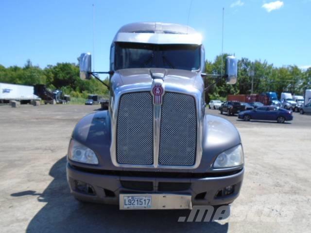 Kenworth T 660 وحدات الجر