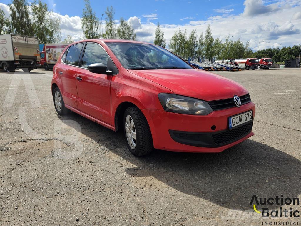 Volkswagen Polo سيارات