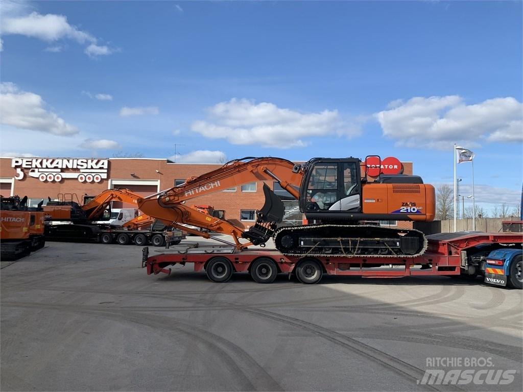 Hitachi ZX 210 LC-6 حفارات زحافة
