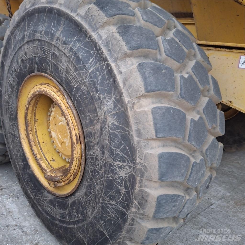 Bell B 40 D ساحبات مفصلية