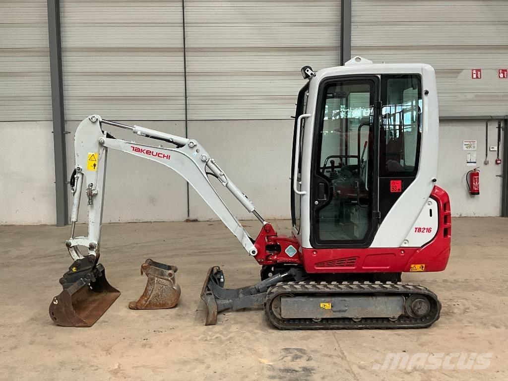 Takeuchi TB 216 حفارات صغيرة أقل من 7 طن (حفارات صغيرة)
