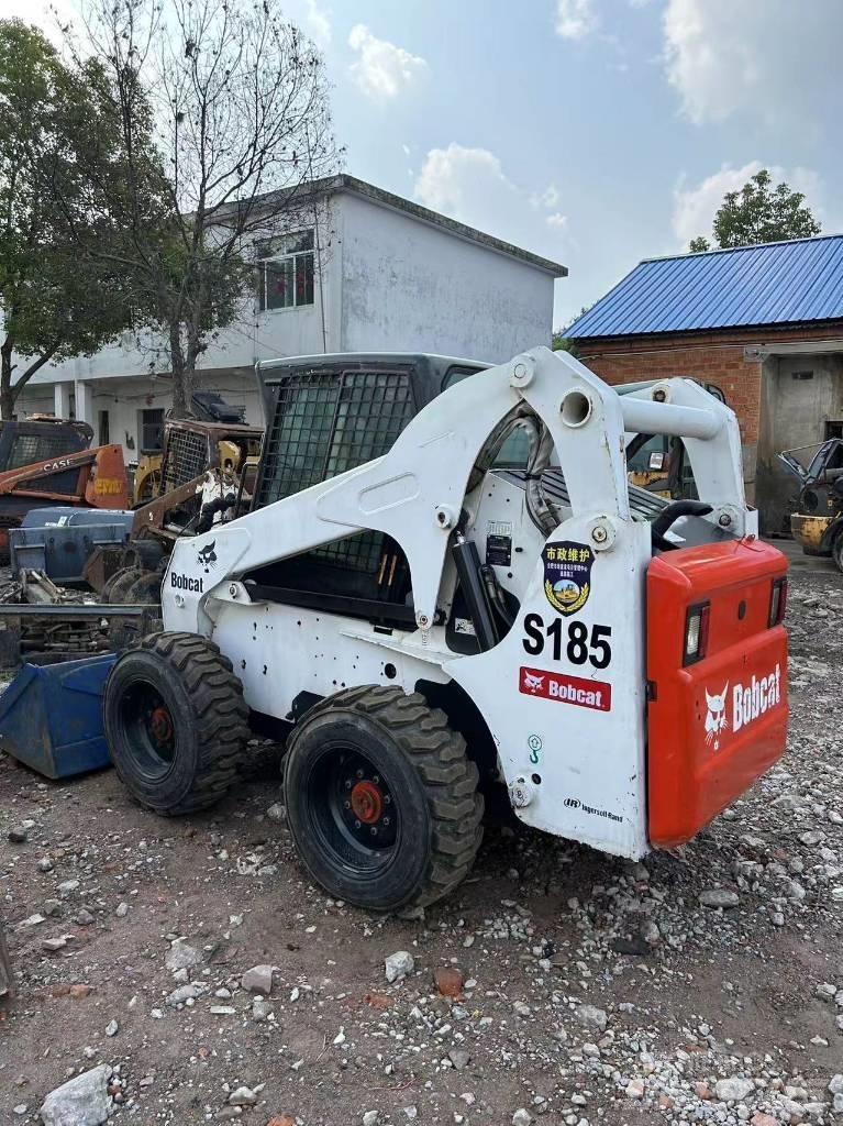 Bobcat S 185 لوادر انزلاقية التوجيه