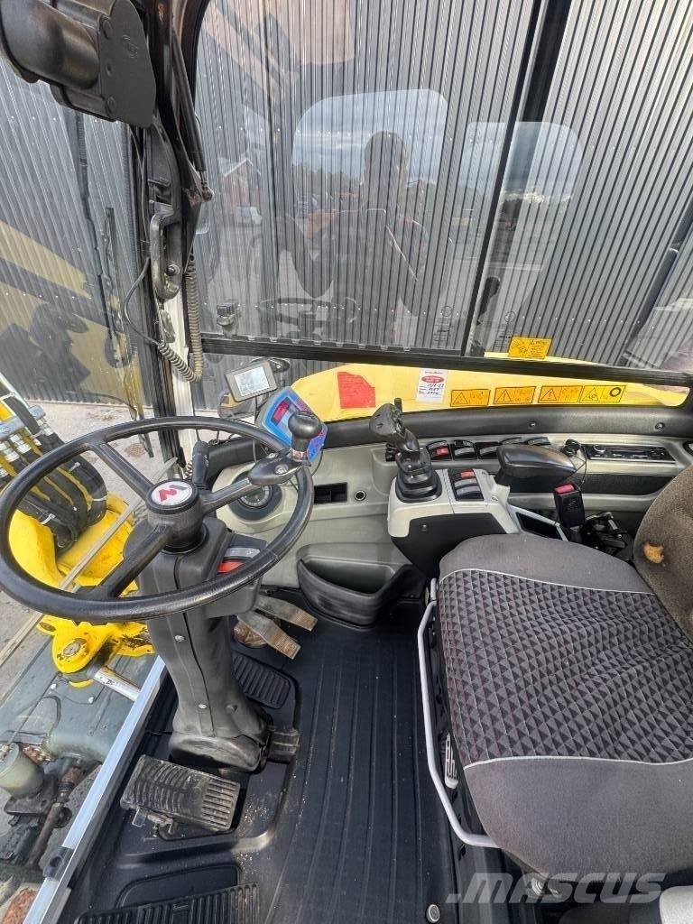 Wacker Neuson 6503 حفارات بعجل