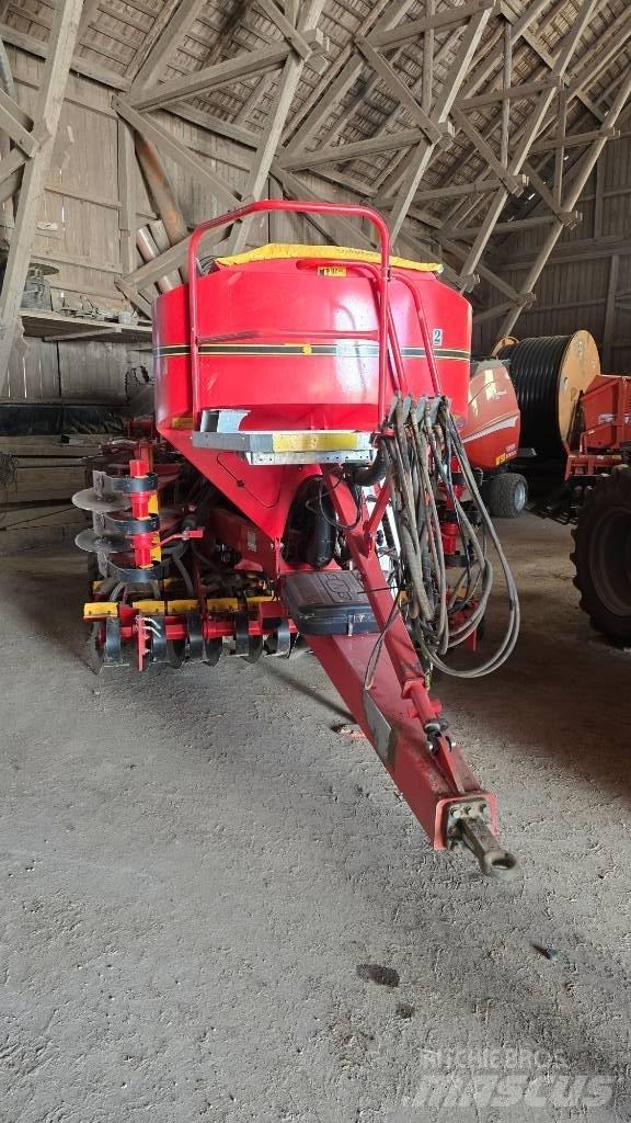 Väderstad Spirit 400 مثاقيب