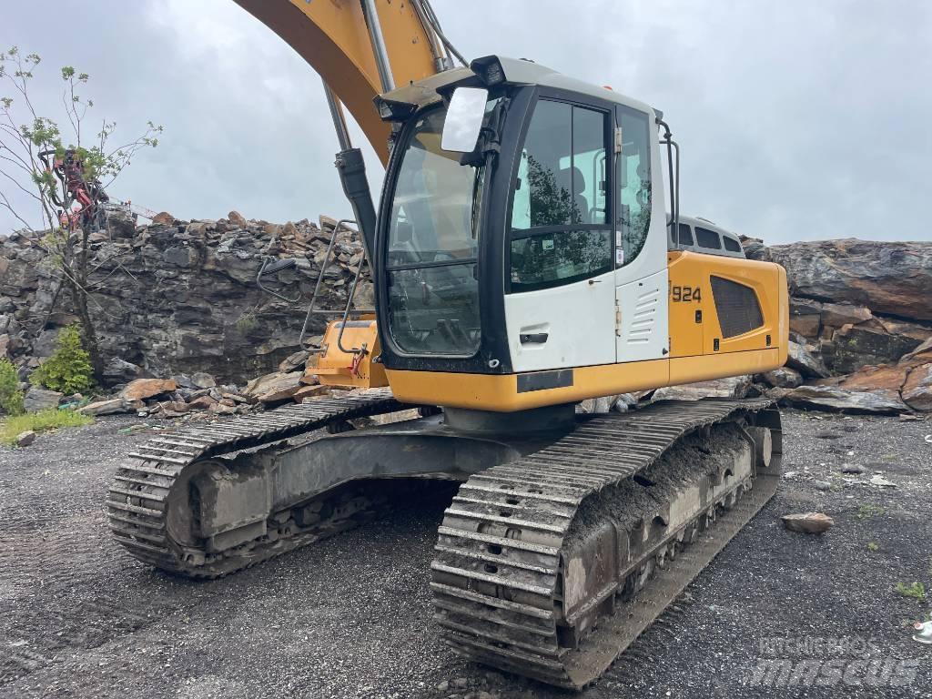 Liebherr R 924 حفارات زحافة