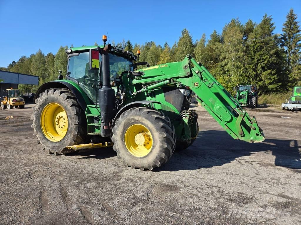 John Deere 6175 R الجرارات