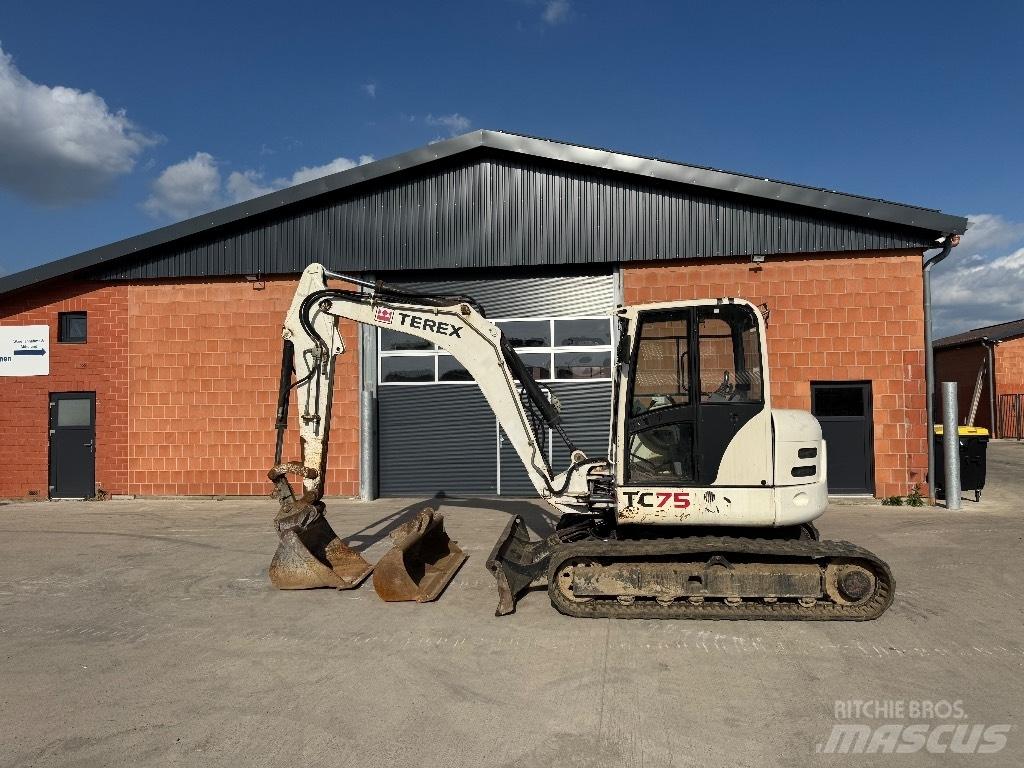 Terex TC 75 حفارات وسط 7 طن - 12 طن