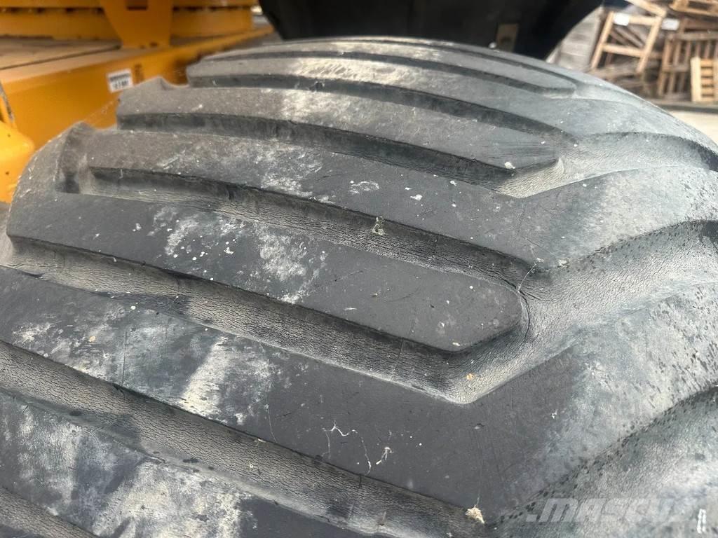 Liebherr A900 حفارات بعجل
