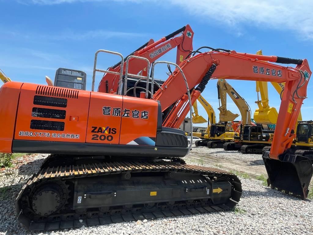 Hitachi ZX 200 حفارات زحافة