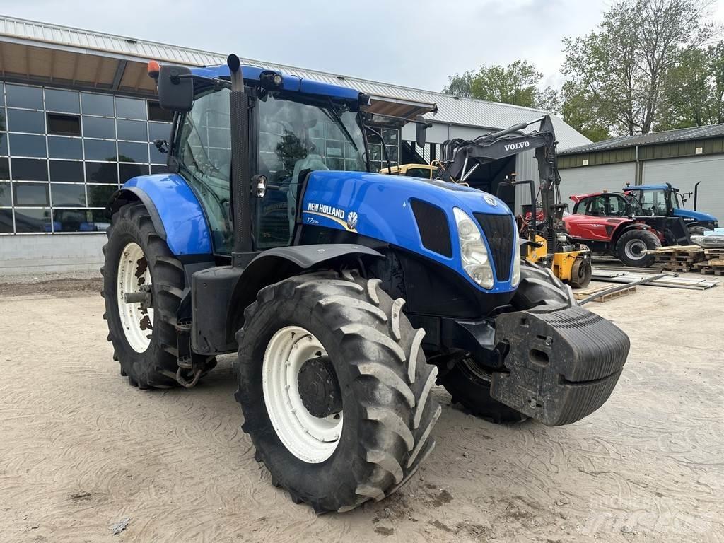 New Holland T7.235 الجرارات