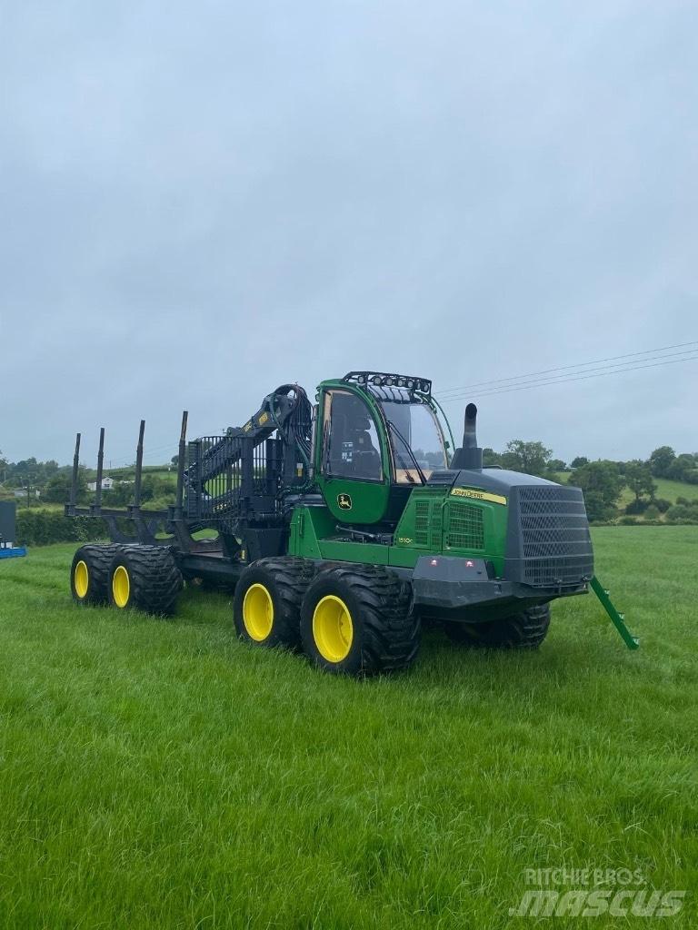 John Deere 1510G شاحنات