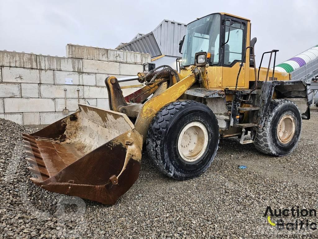 Komatsu WA320-3H لوادر بعجل