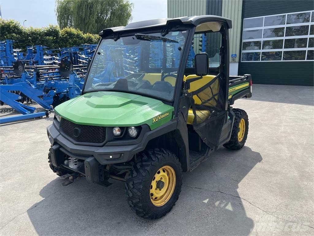 John Deere XUV865M مركبات لجميع التضاريس