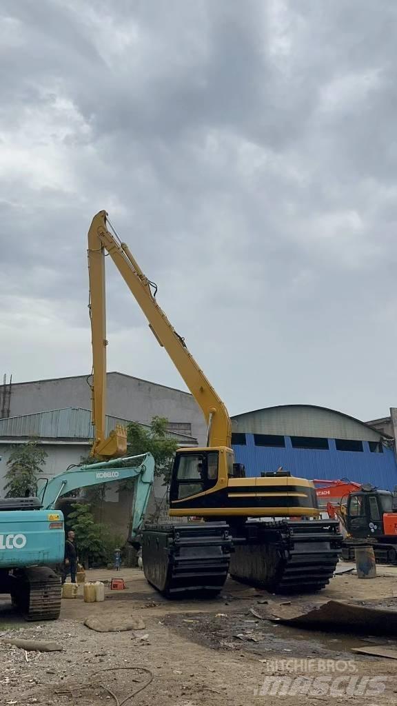 CAT 320 B L حفارات زحافة
