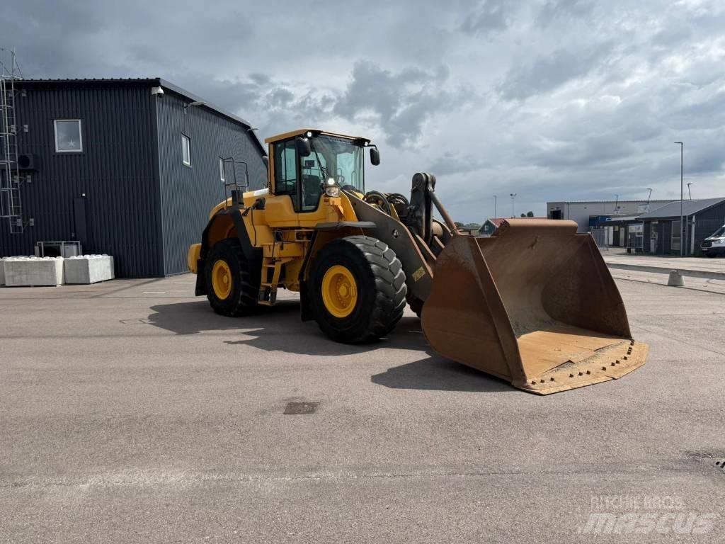 Volvo L 180 G لوادر بعجل