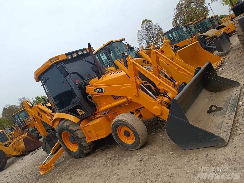 JCB 3 CX لوادر بعجل