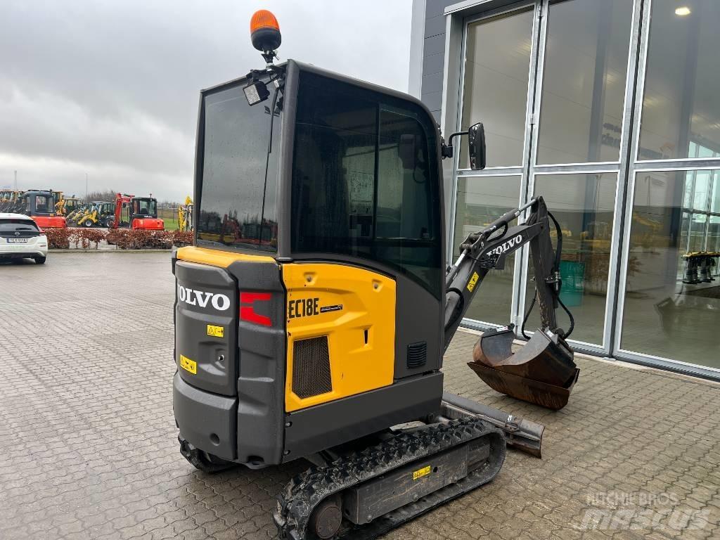 Volvo EC 18 E حفارات صغيرة أقل من 7 طن (حفارات صغيرة)