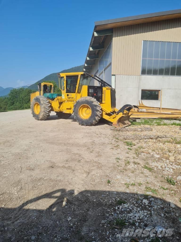 TCI 602 ساحبات الأشجار
