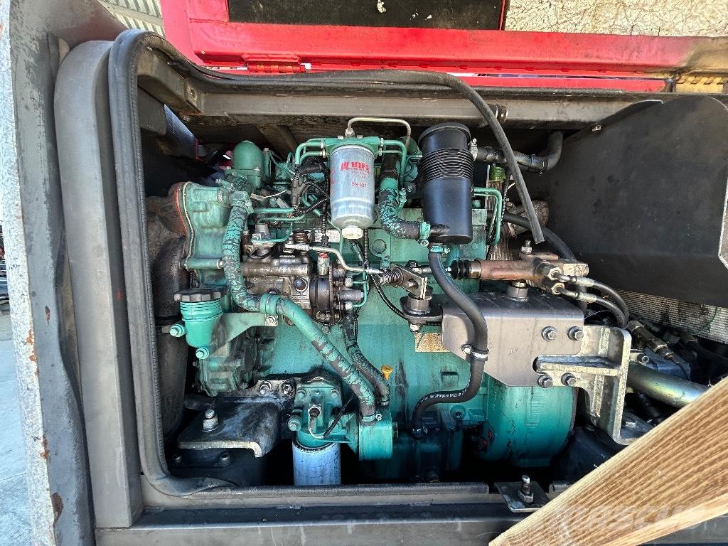 Volvo EW 140 حفارات بعجل