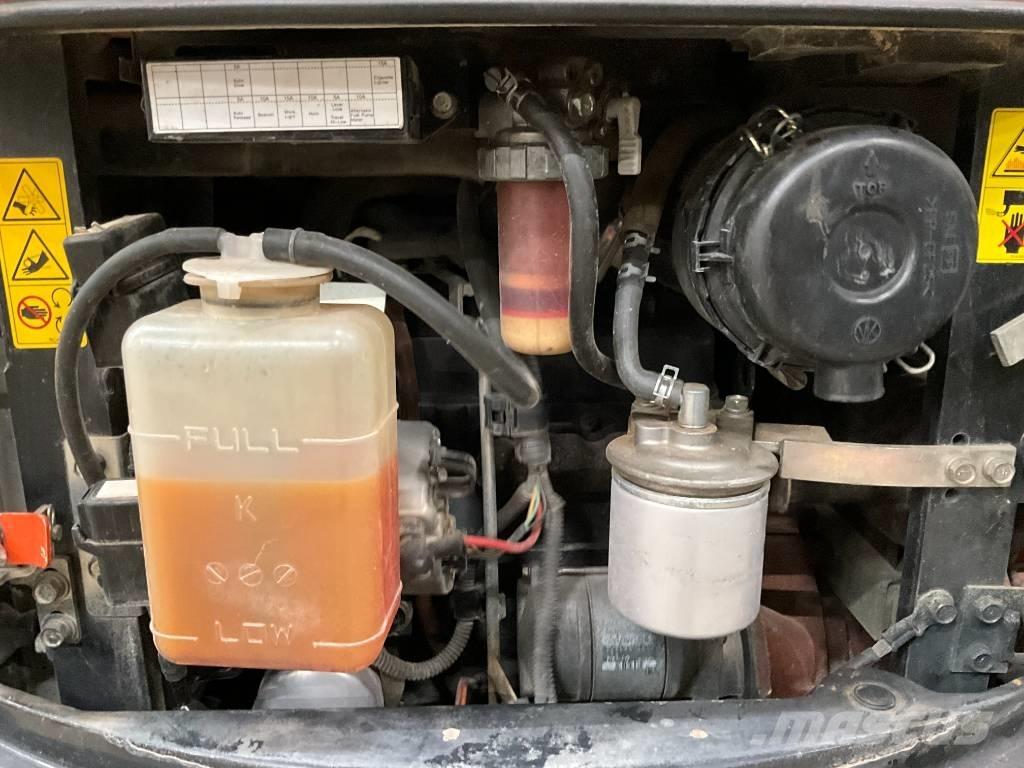 Kubota U 15-3 حفارات صغيرة أقل من 7 طن (حفارات صغيرة)