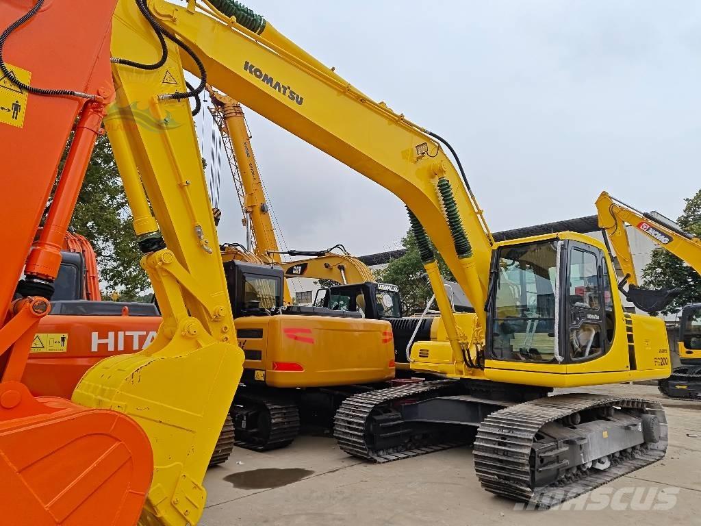 Komatsu PC 200-6 حفارات زحافة