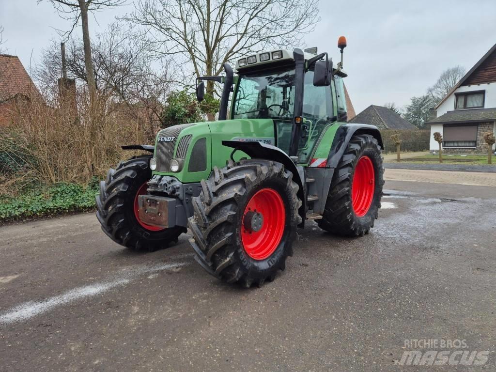 Fendt 716 Vario الجرارات