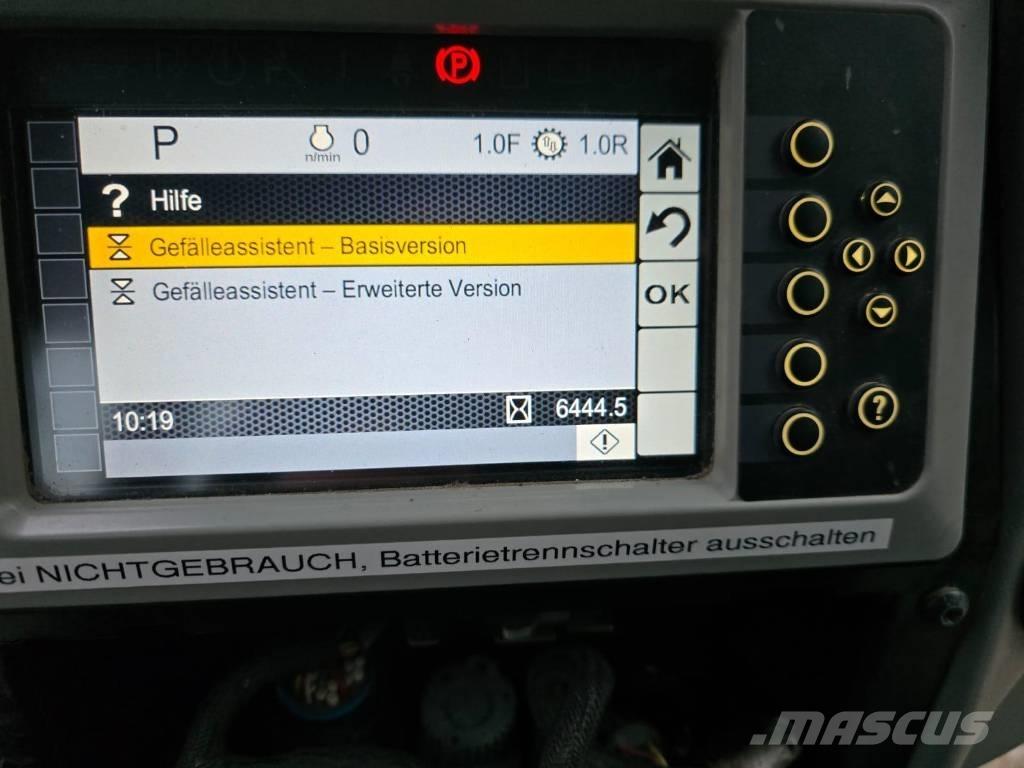 CAT D 6 N LGP بلدوزرات مجنزرة